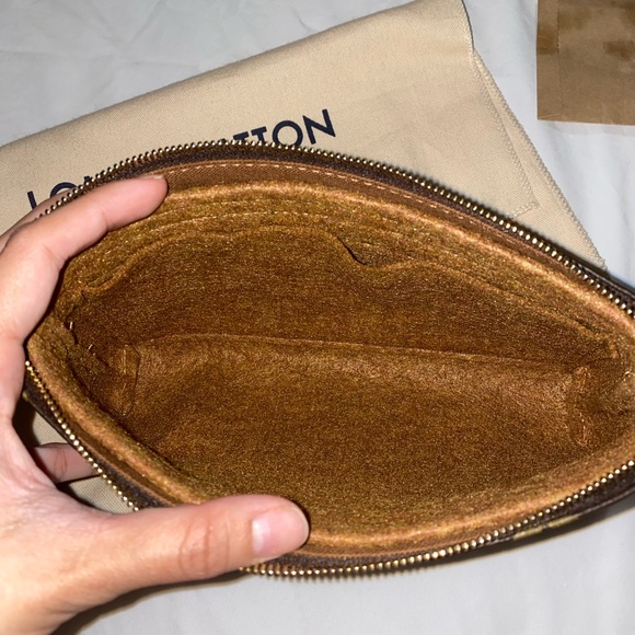 Pochette Accesories - Picture 4 of 8